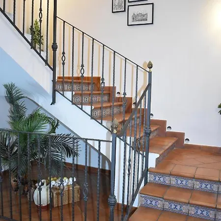 Toledorooms Palacios Guest house