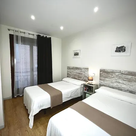 Toledorooms Palacios Guest house *
